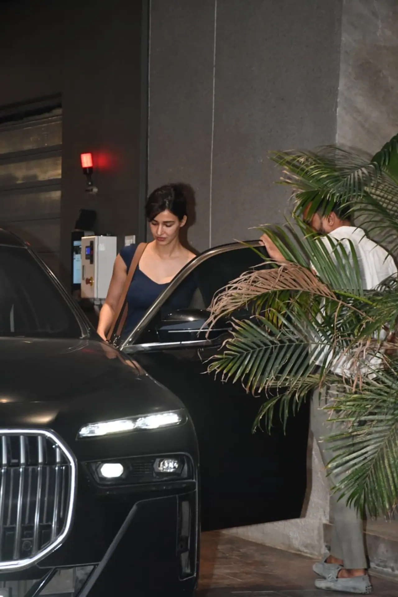 Disha Patani was also spotted making a casual appearance in the city although he did not pose for the paps.